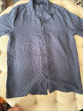 Winward Men's Short-Sleeve Button-Down Shirt in Charcoal Check